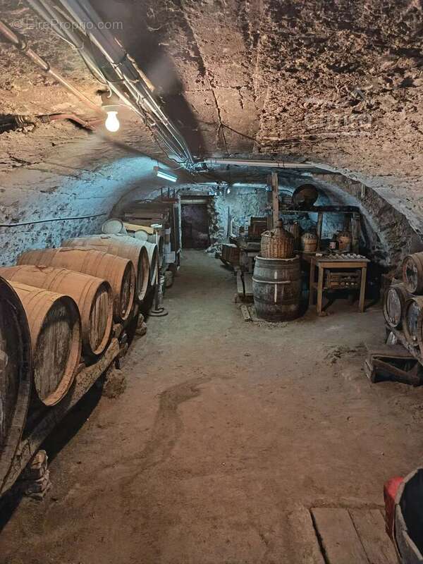 Maison à SERVES-SUR-RHONE