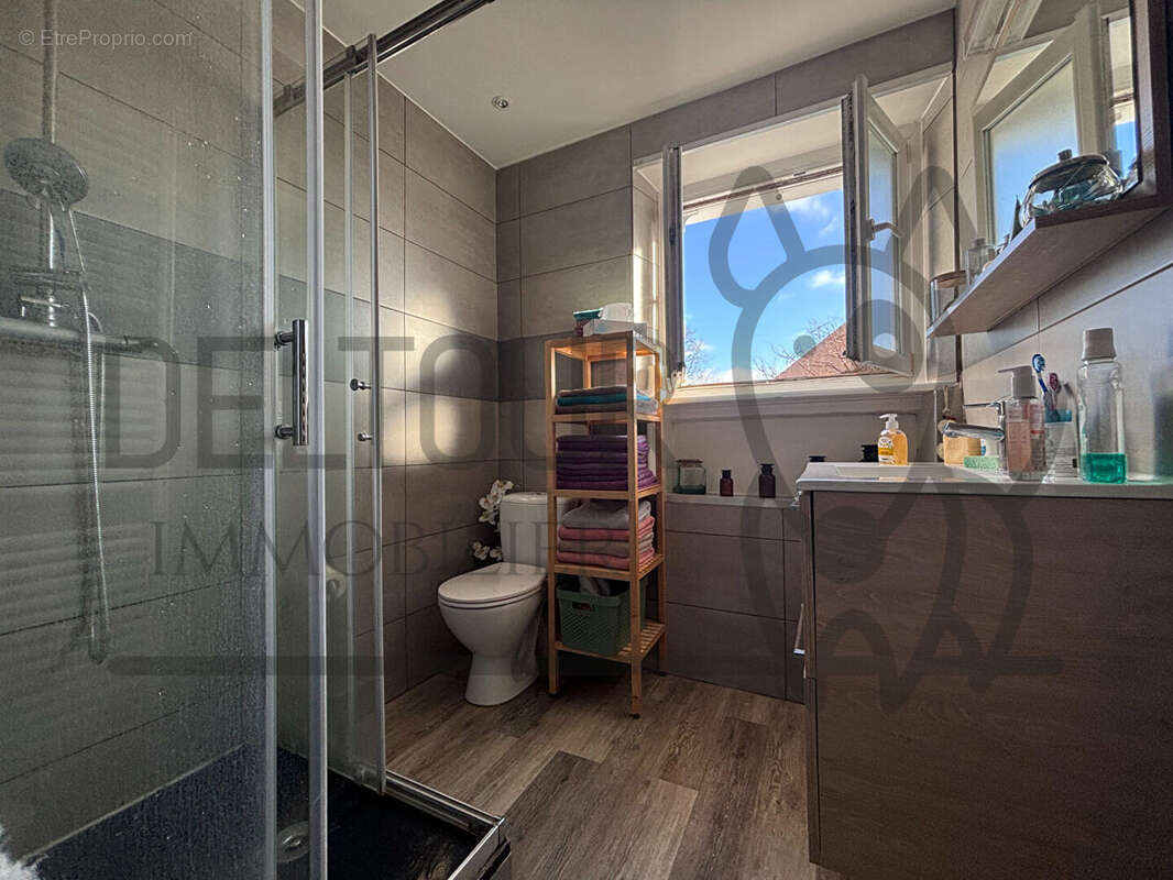 Maison à QUINCY-VOISINS