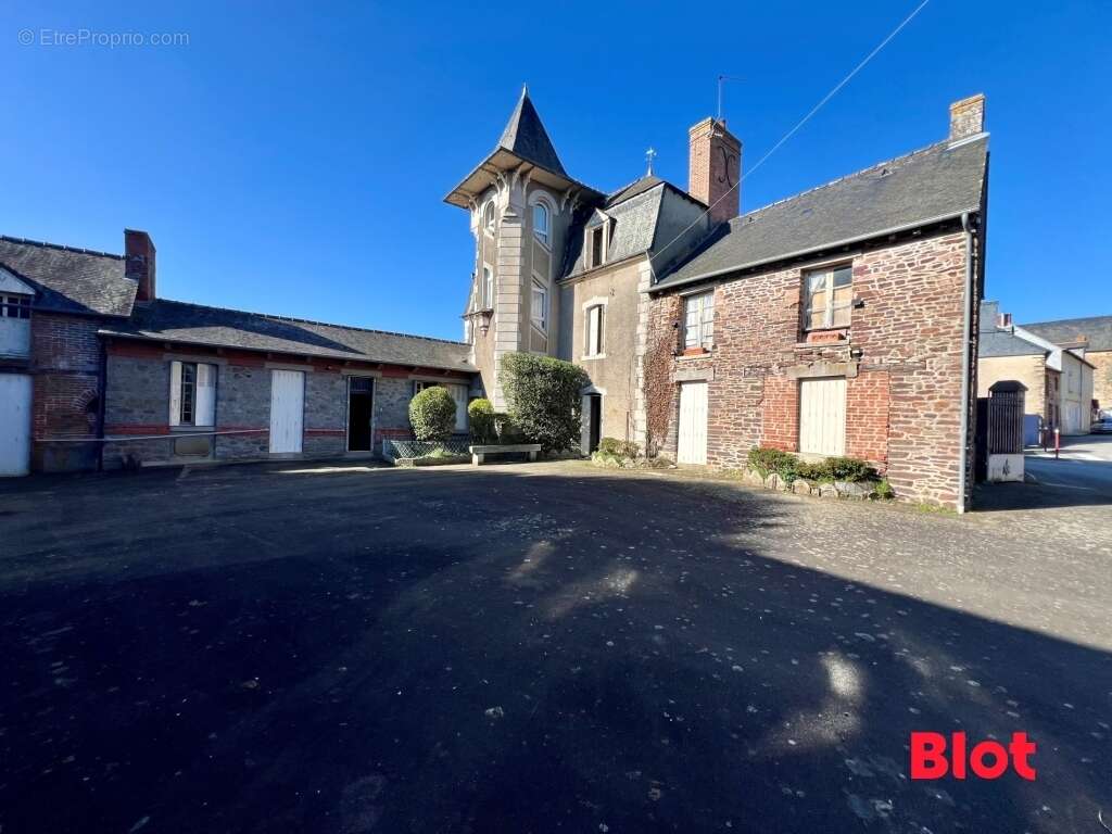 Maison 314 m² à Gael  - photo 2