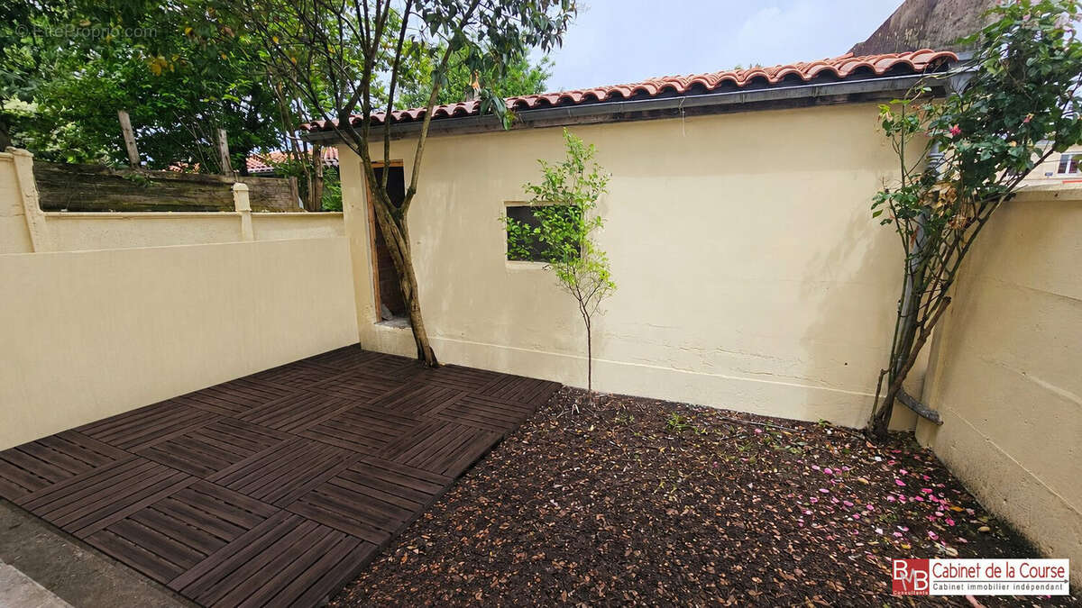 Appartement à BORDEAUX