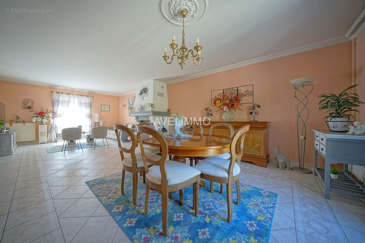 Maison à VILLIERS-SAINT-FREDERIC