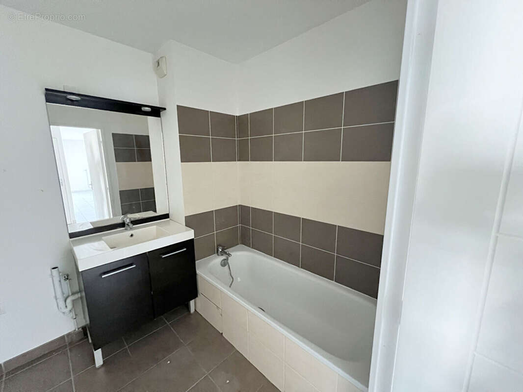 Appartement à VAULX-EN-VELIN