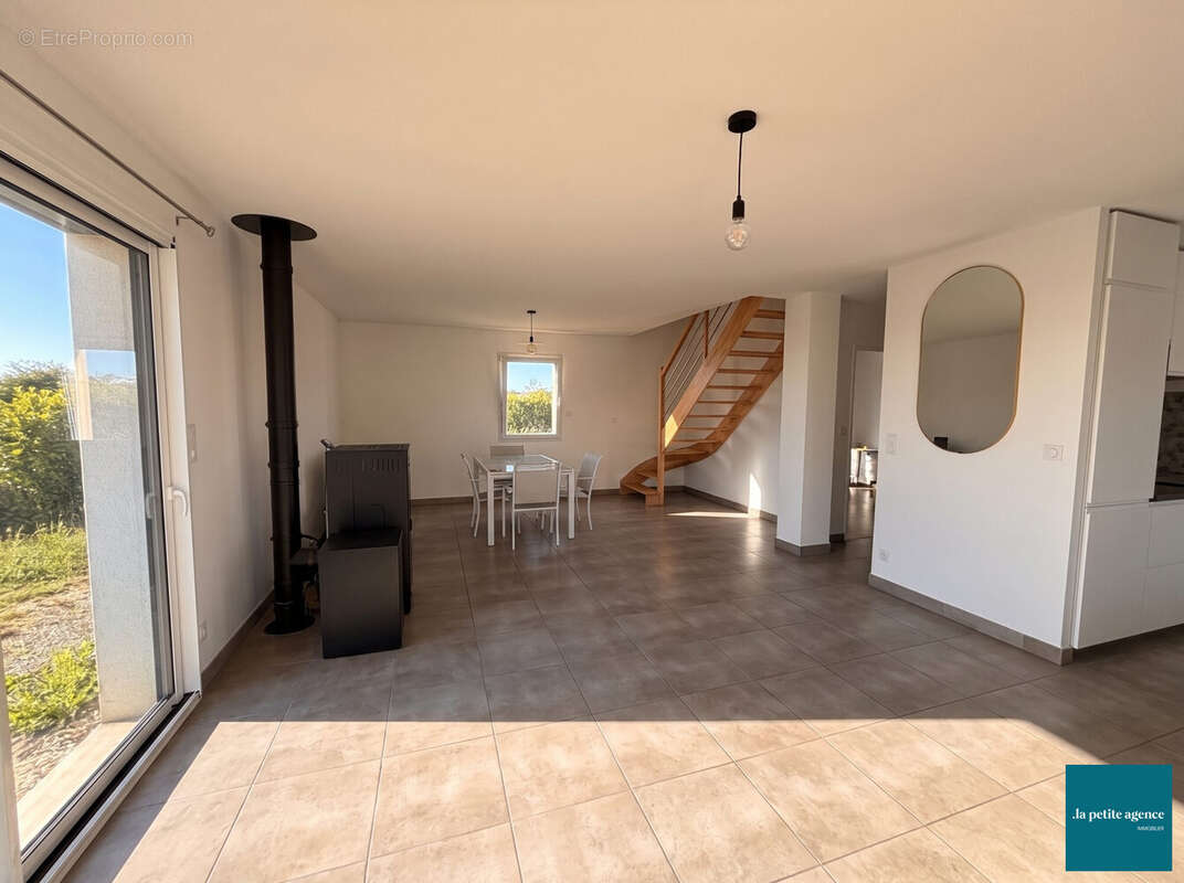 Maison 107 m² à Anguerny  - photo 4