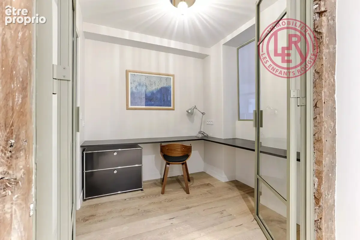 Paris 3ème - Quartier des Enfants Rouges - Appartement d’exception au calme, entièrement rénové - photo 11