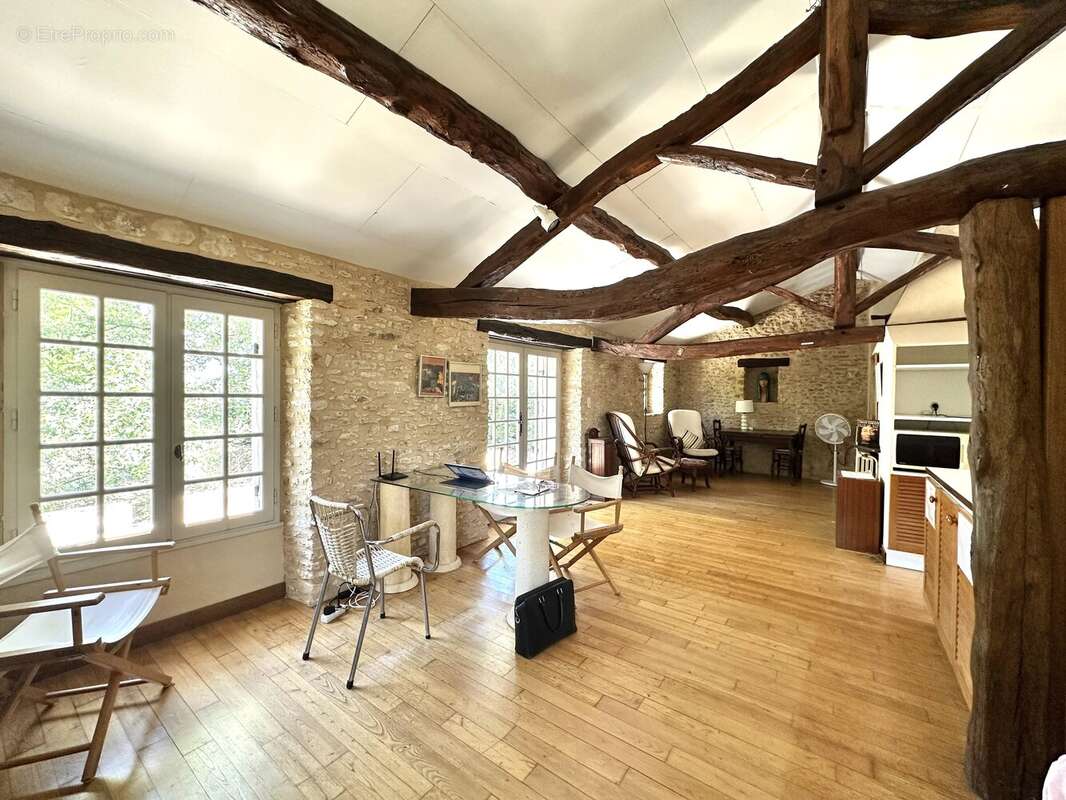 Propriété de caractère avec gîte indépendant et piscine à proximité de Saint-Cyprien - photo 13