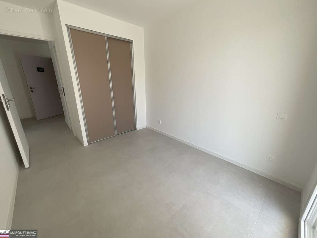 Appartement à SAUVIAN