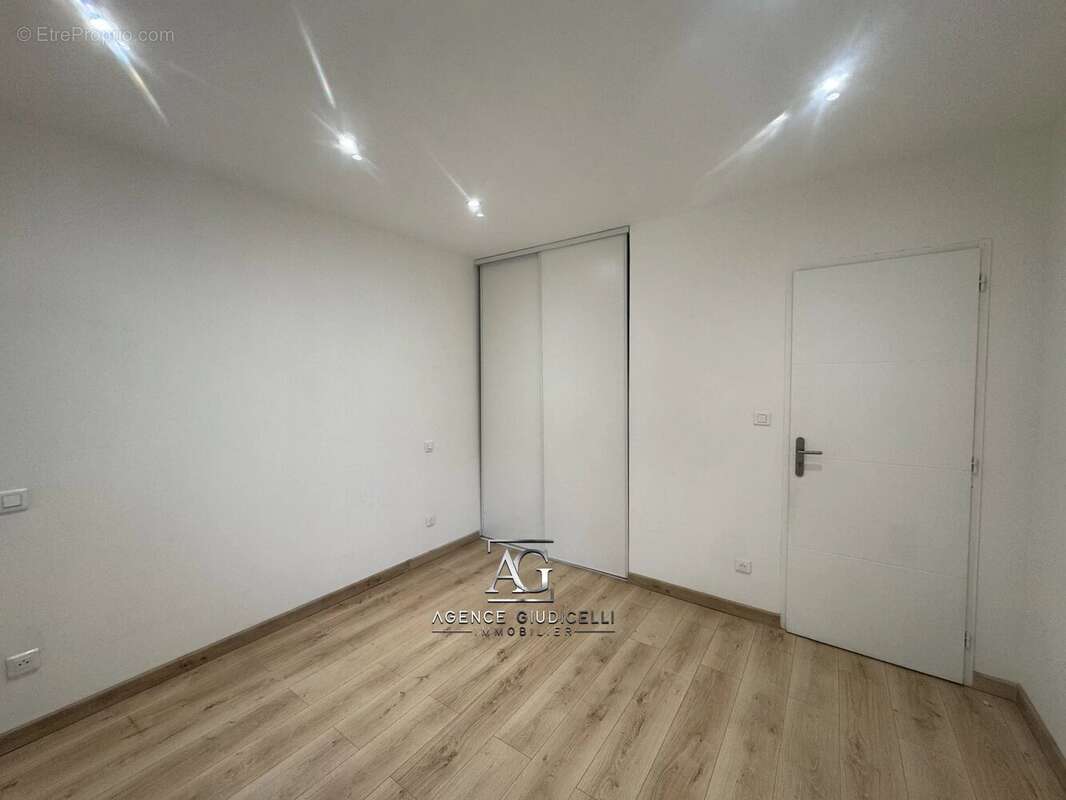 Maison à CUTTOLI-CORTICCHIATO