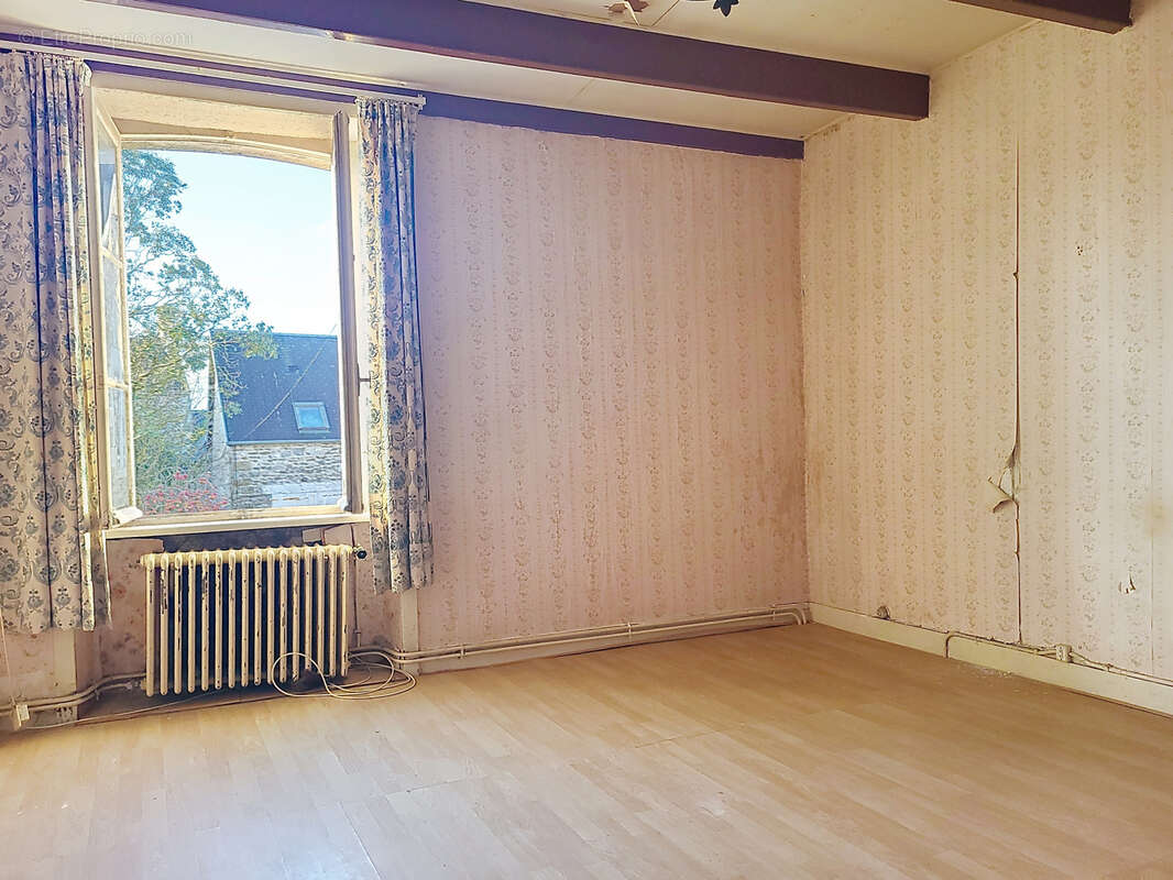 Maison à MONTMARTIN-SUR-MER