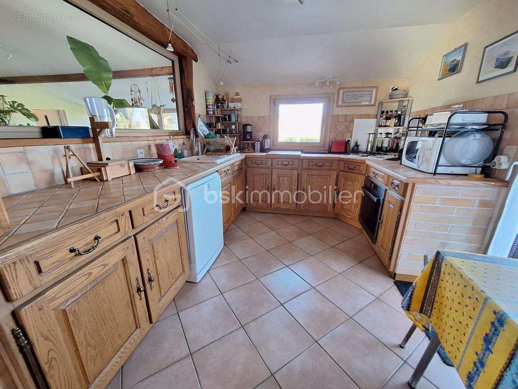 Maison à MENESTREAU-EN-VILLETTE