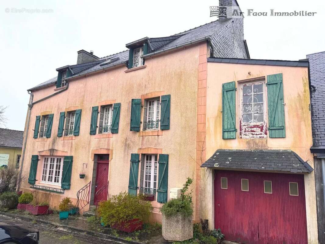 Maison à SAINT-RIVOAL