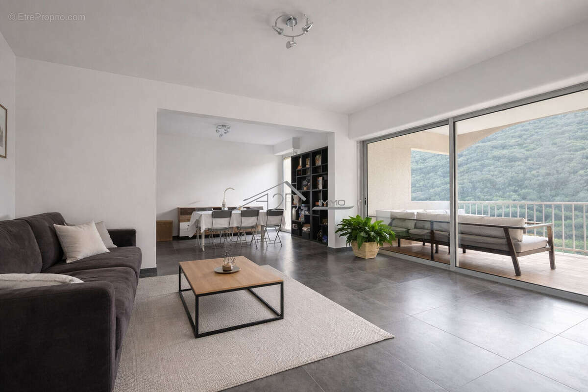 Appartement à SANTA-MARIA-DI-LOTA