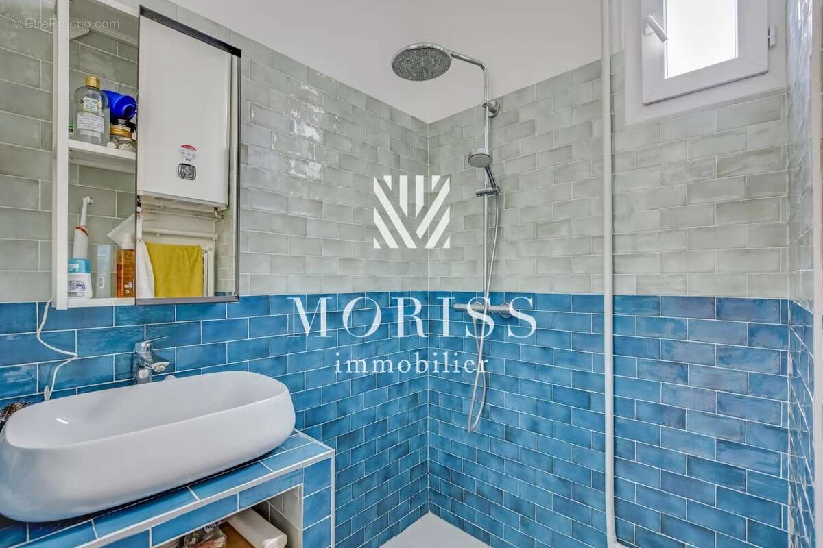 Appartement à PARIS-14E