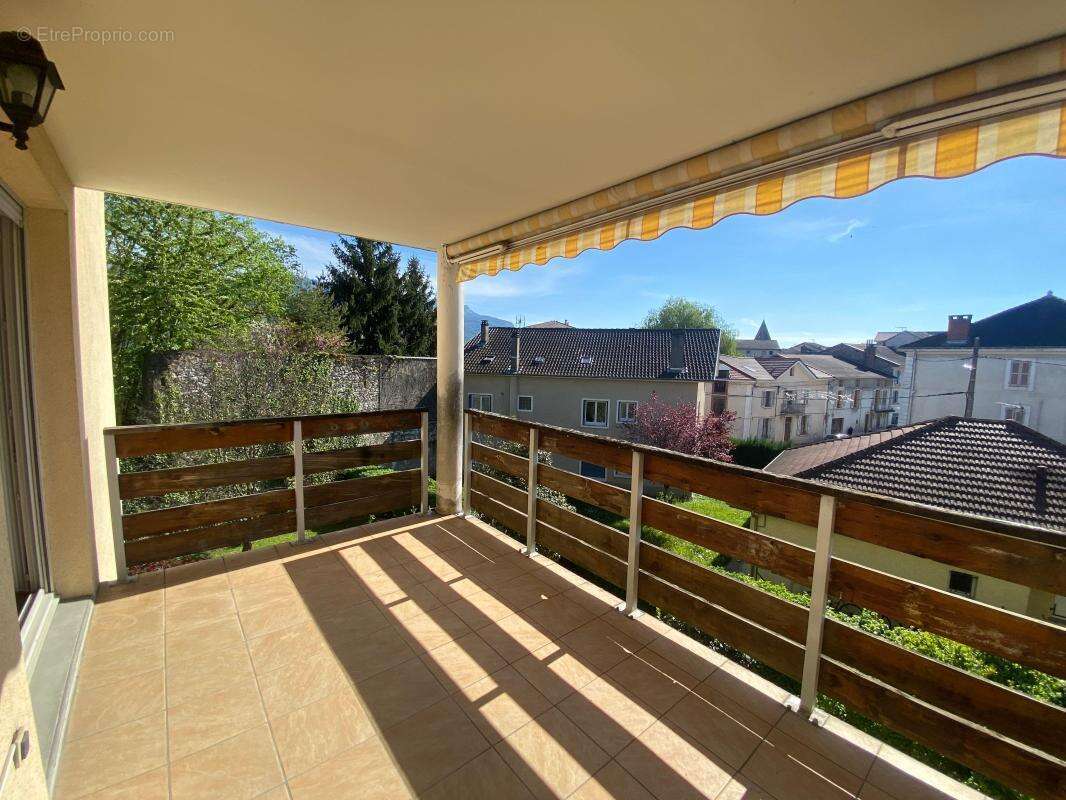 Appartement à MOIRANS