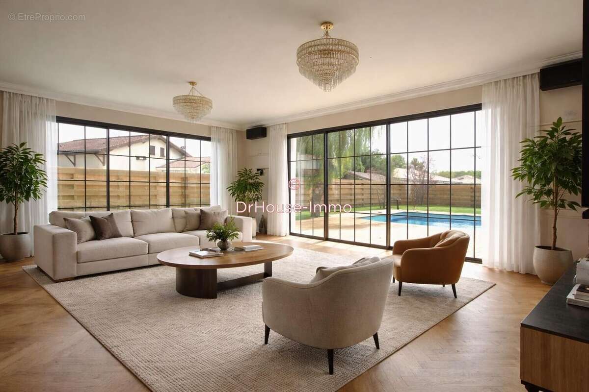 Maison à SAINT-SULPICE-ET-CAMEYRAC