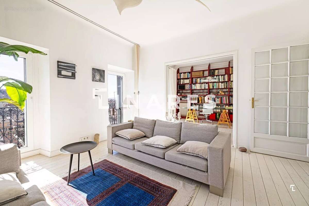 Appartement à MARSEILLE-6E