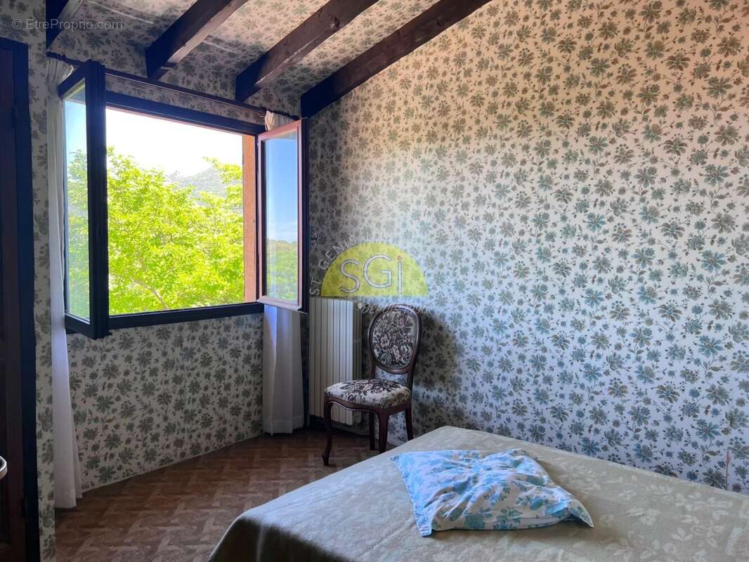 Maison à LAROQUE-DES-ALBERES