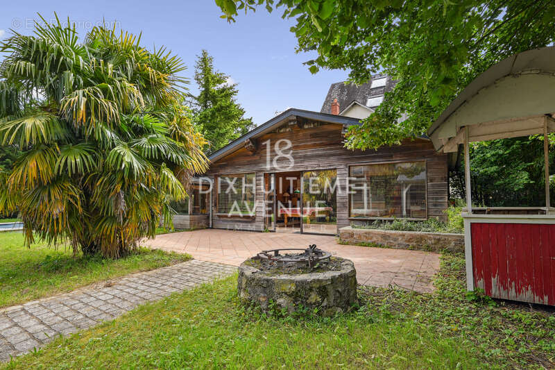 Maison Pithiviers 10 pièces de 260 m² + dépendance 170 m² - photo 5