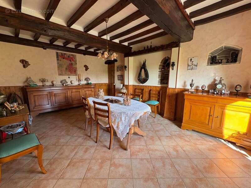 Maison à CARANTILLY