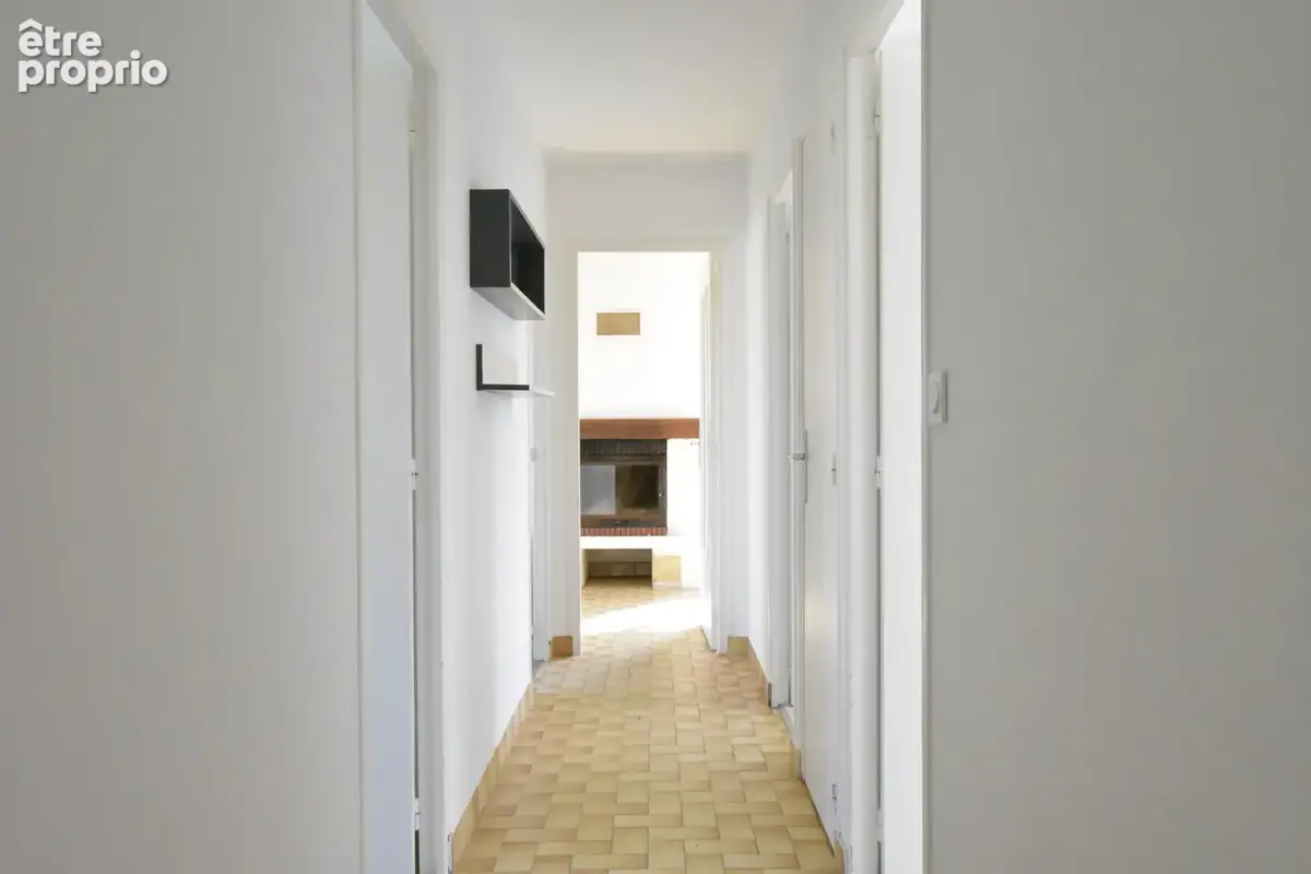 Bien sous compromis - prefailles - 3 chambres - photo 8