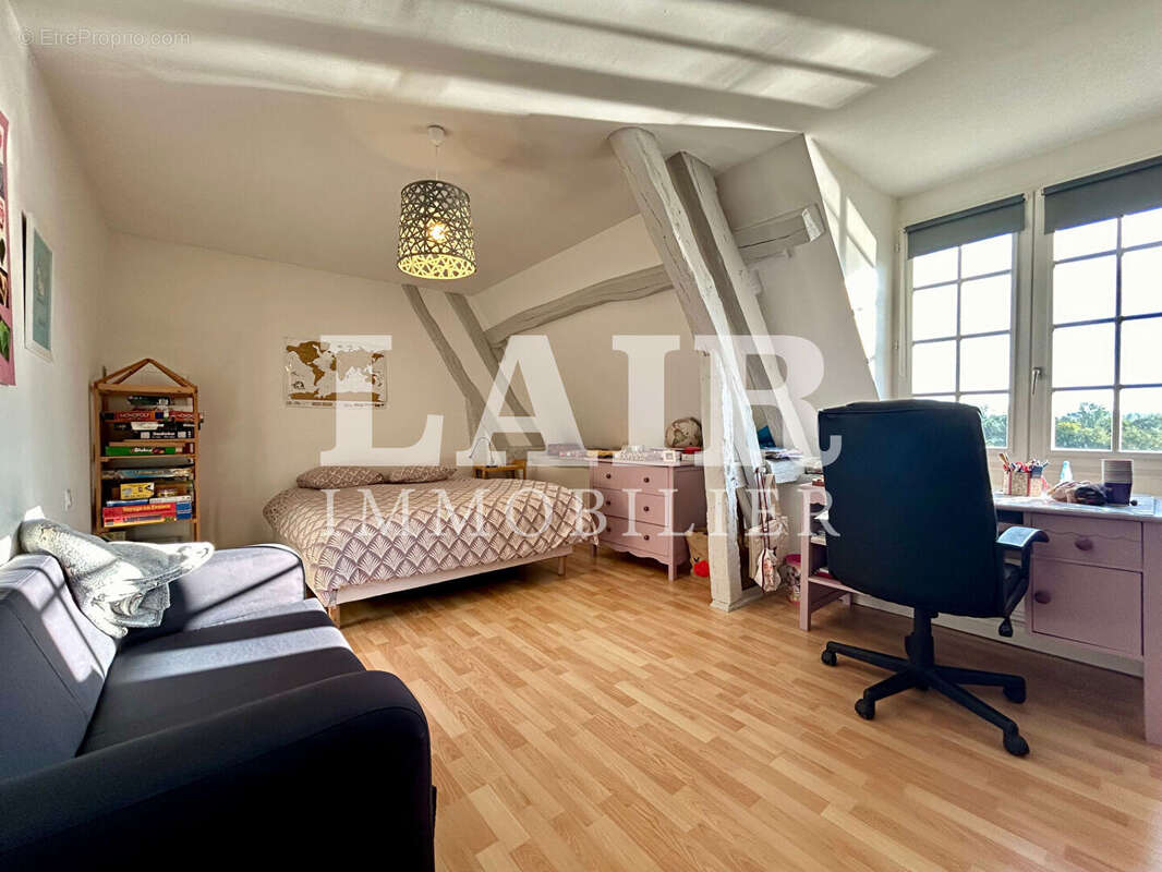 Maison à LE MELE-SUR-SARTHE