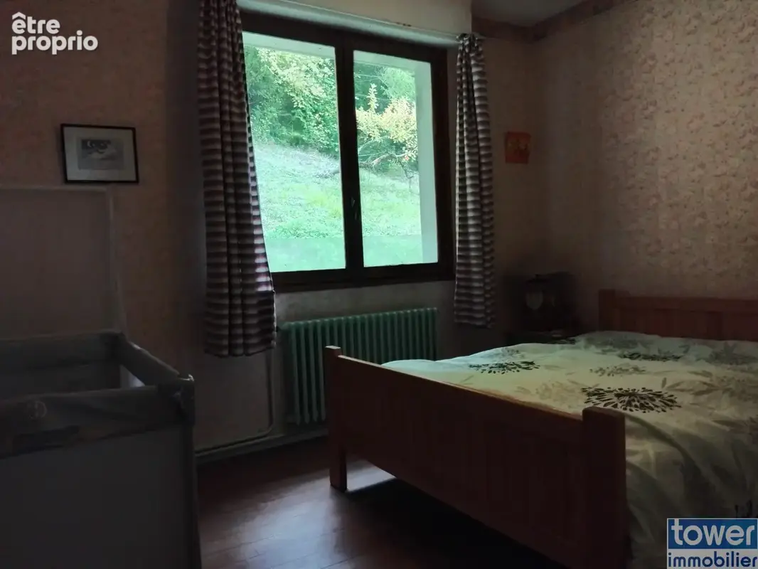 Maison de village familiale avec dépendance et grand terrain - photo 6