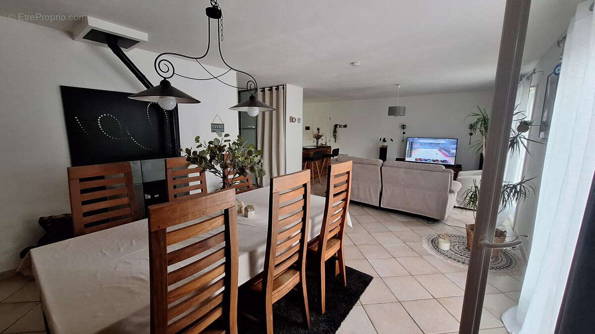 Maison à PIERREFIQUES