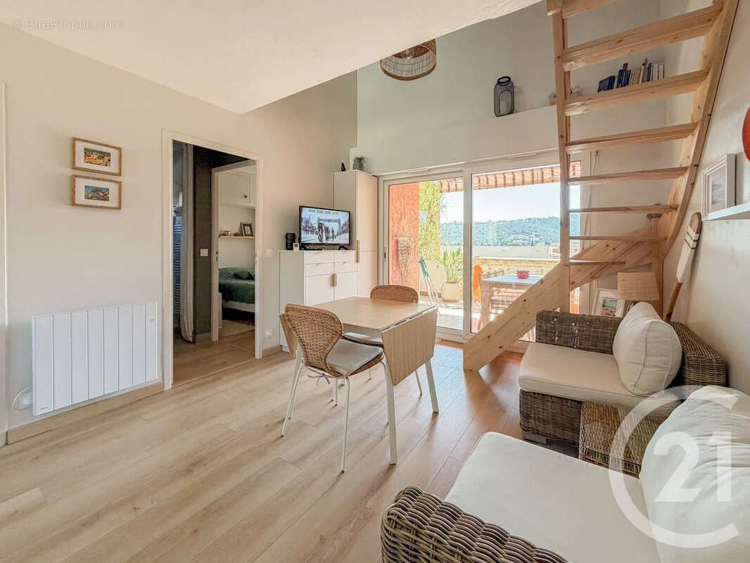 Appartement à LE LAVANDOU