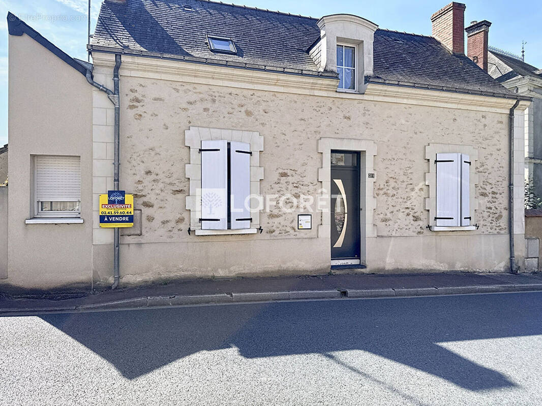 Maison à BRISSAC-QUINCE