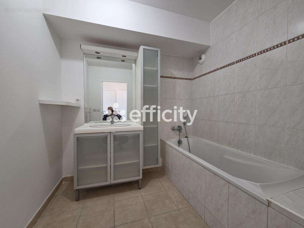 Appartement à MARSEILLE-10E