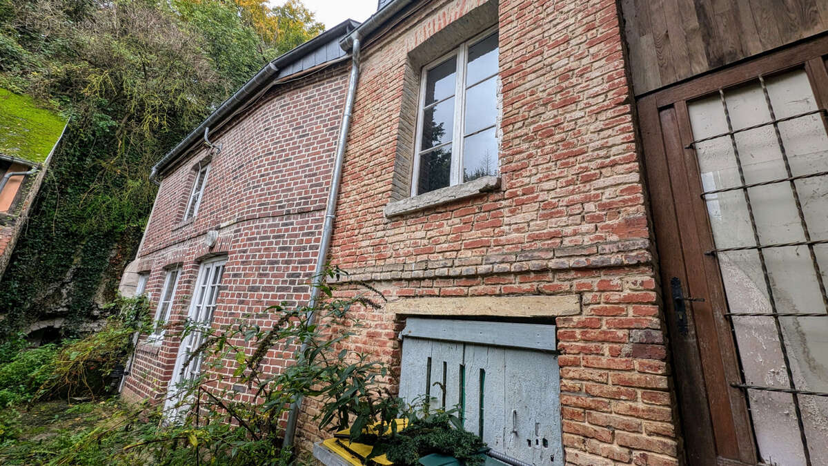 Maison à QUILLEBEUF-SUR-SEINE