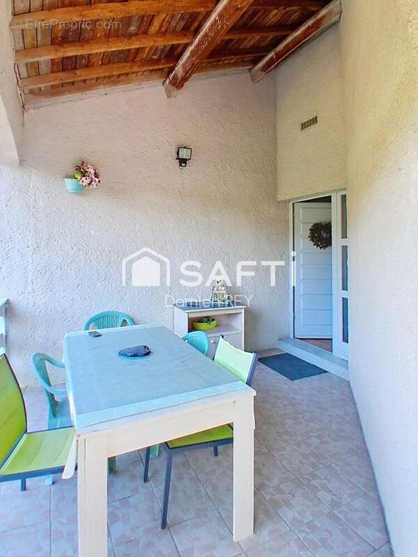 Photo 5