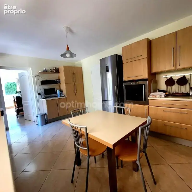 Maison à vendre 8 pièces SAINT AVE 56890 Morbihan Bretagne Sud - photo 8
