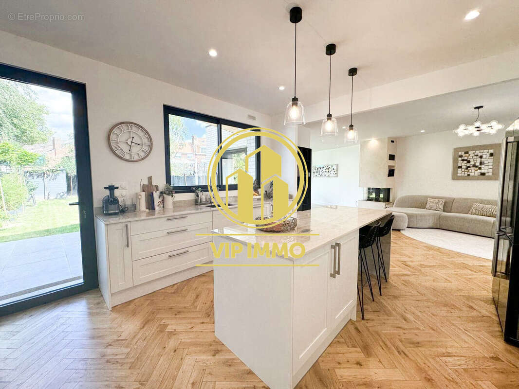 Maison à MARCQ-EN-BAROEUL