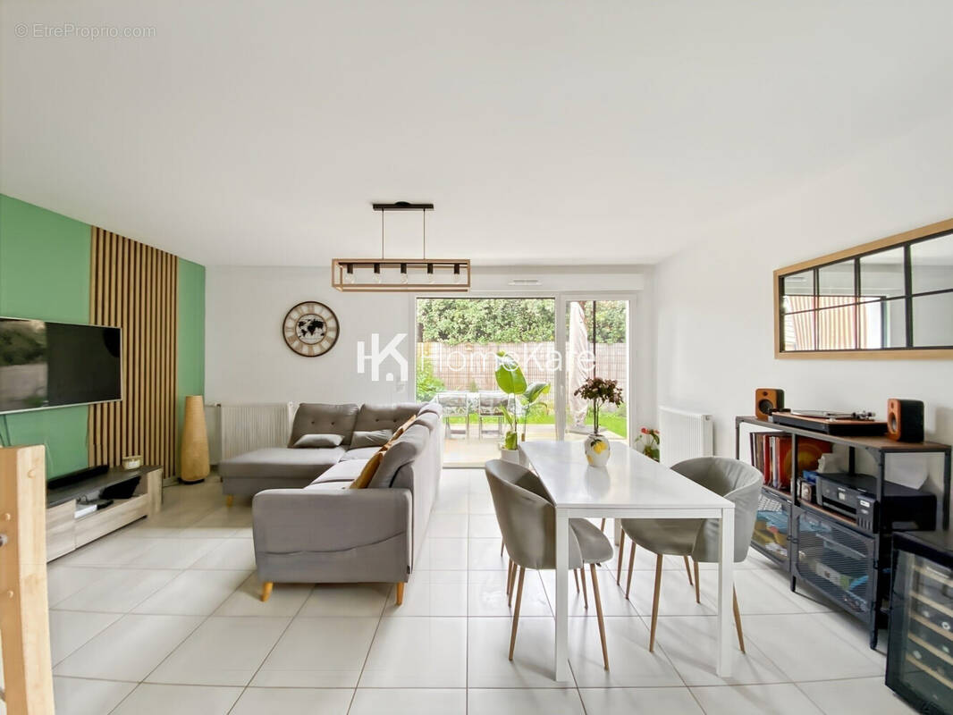 Maison à VILLENAVE-D'ORNON