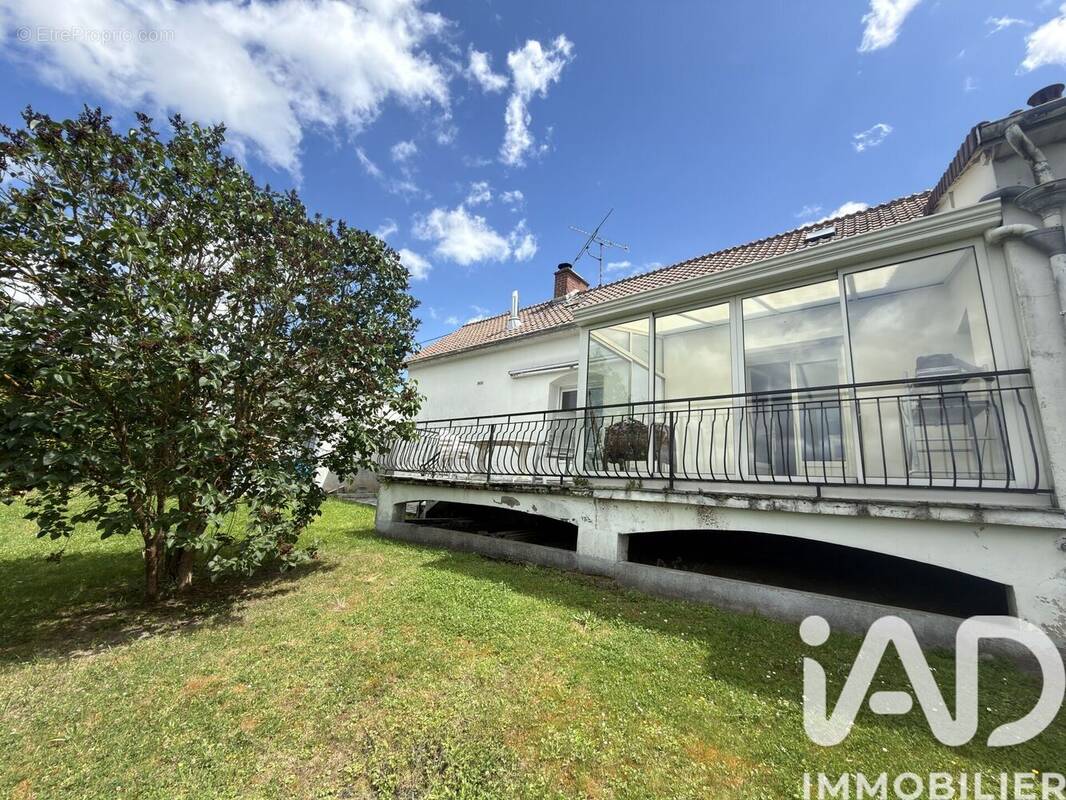 Photo 1 - Maison à COMBLES