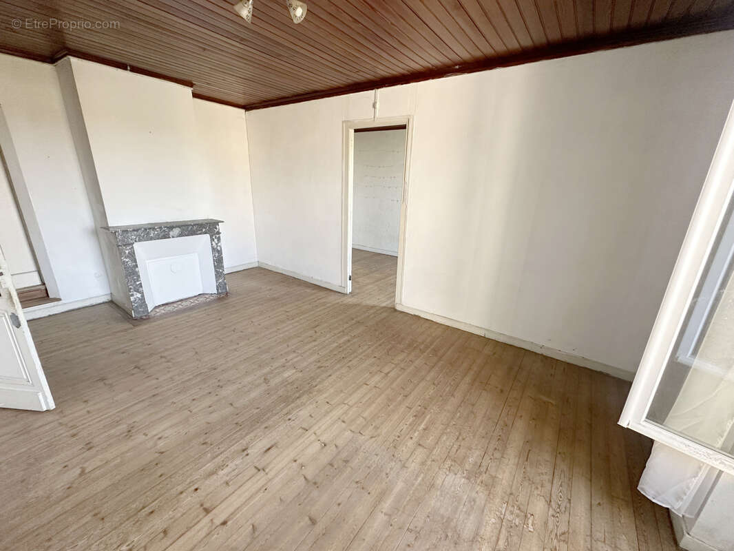 Maison à SAINTE-BAZEILLE