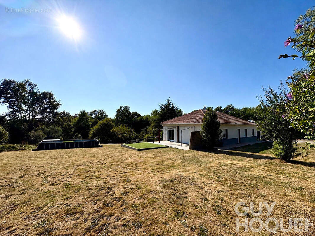 Maison contemporaine 150 m2, plain-pied, verdoyant, au calme - photo 2