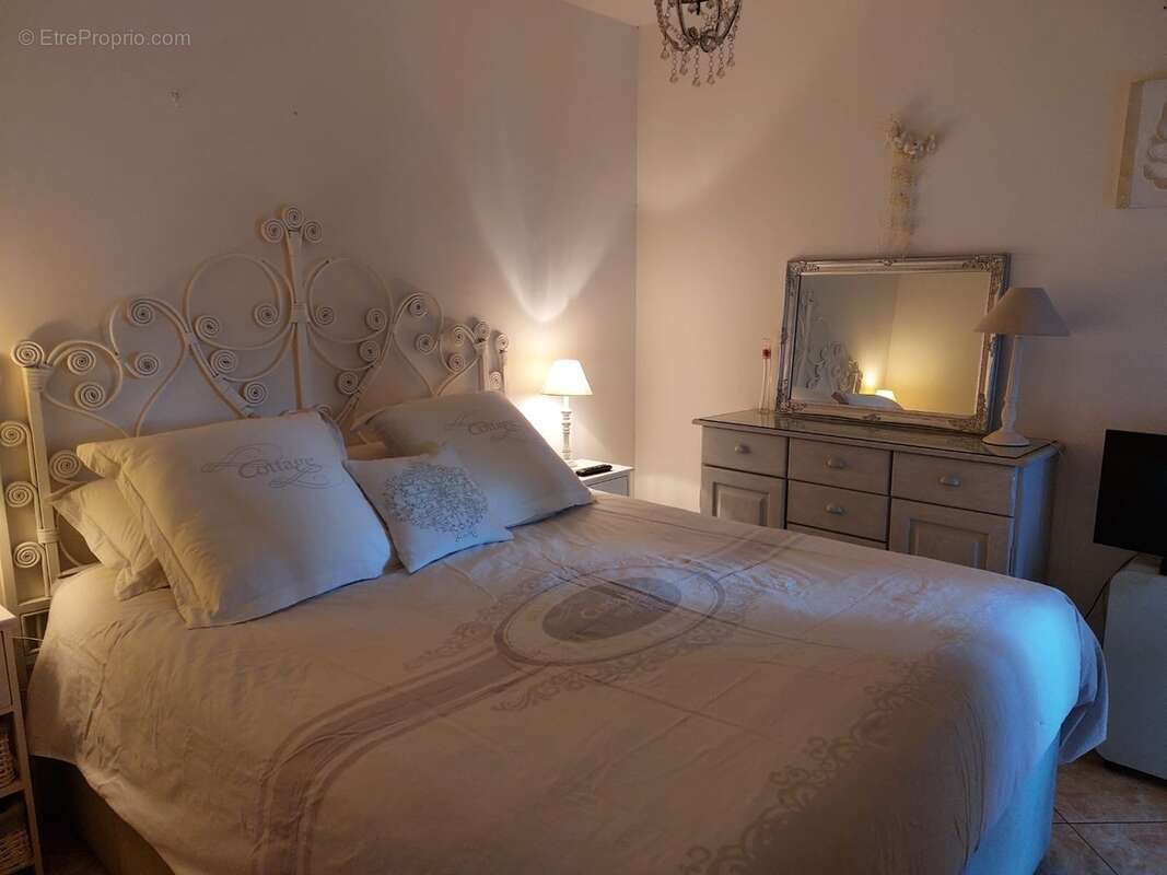 Appartement à HYERES