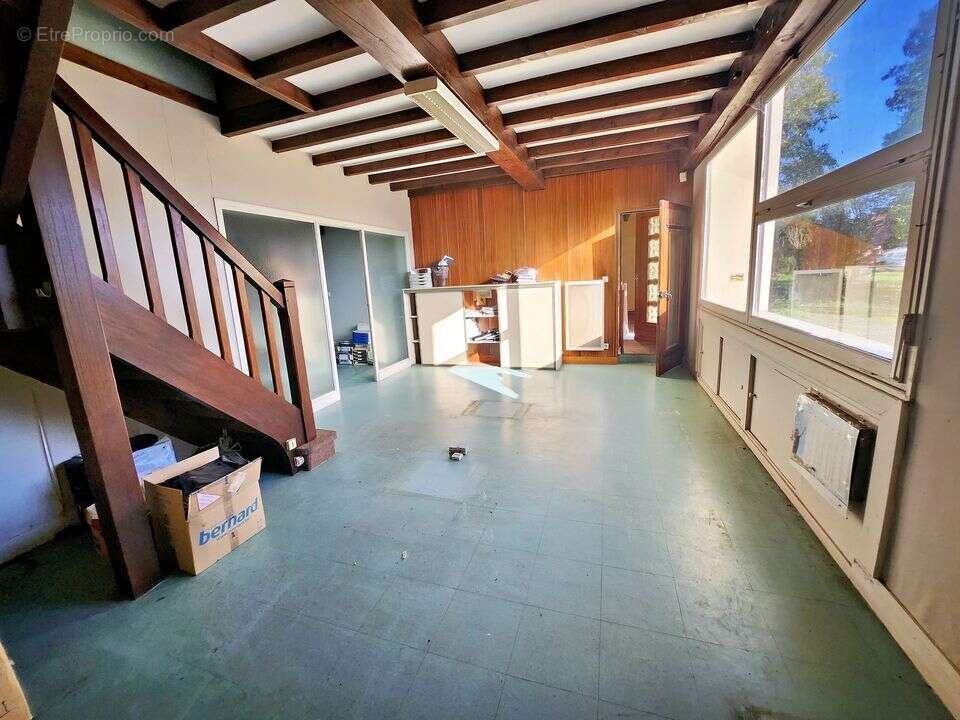 Maison à LAMOTHE-MONTRAVEL