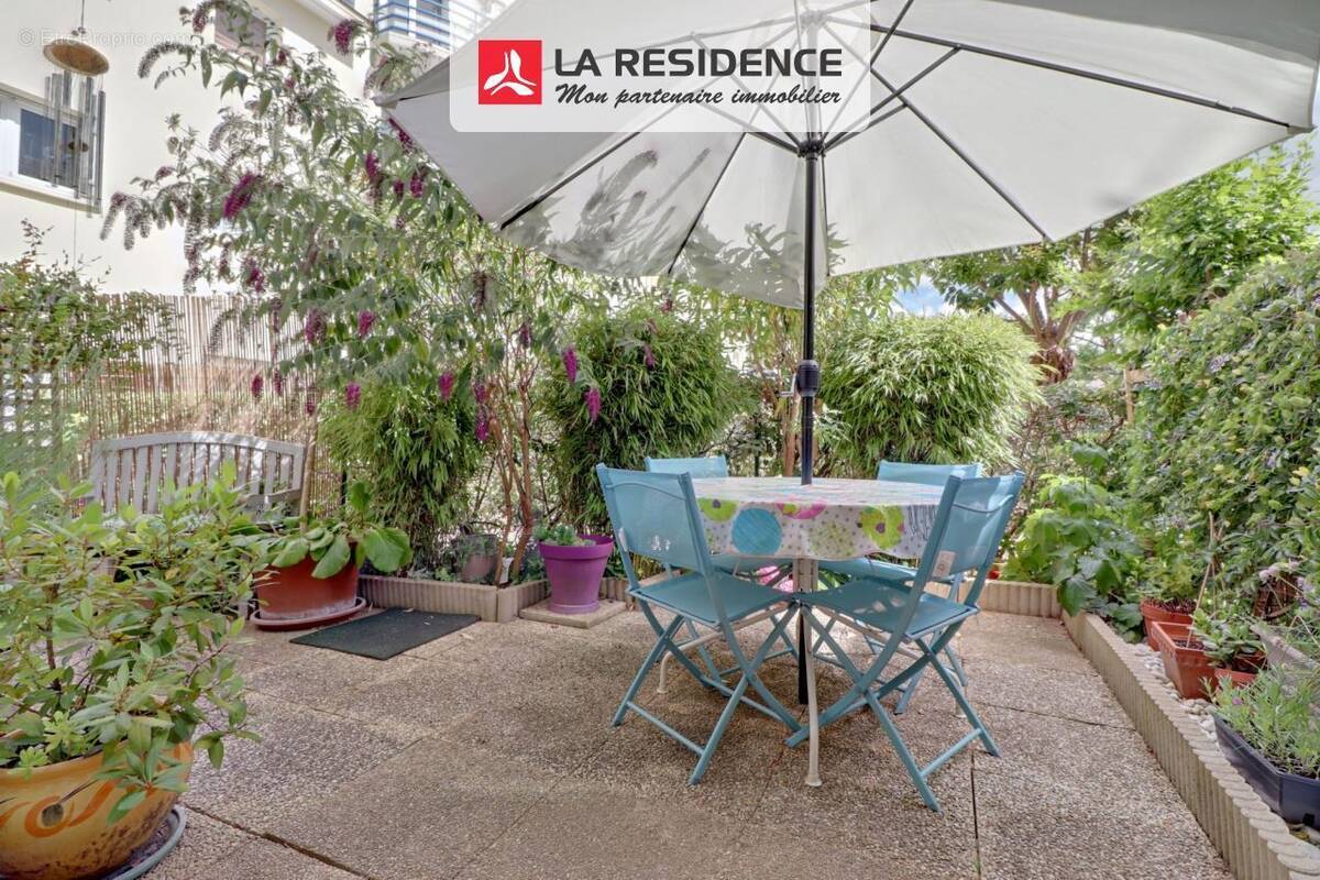 Appartement à JOUY-LE-MOUTIER