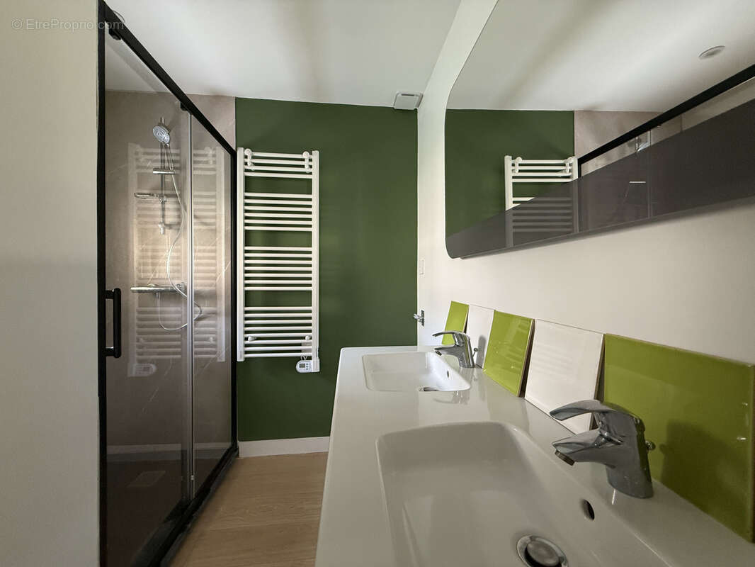 Maison à NEUVILLE-DE-POITOU