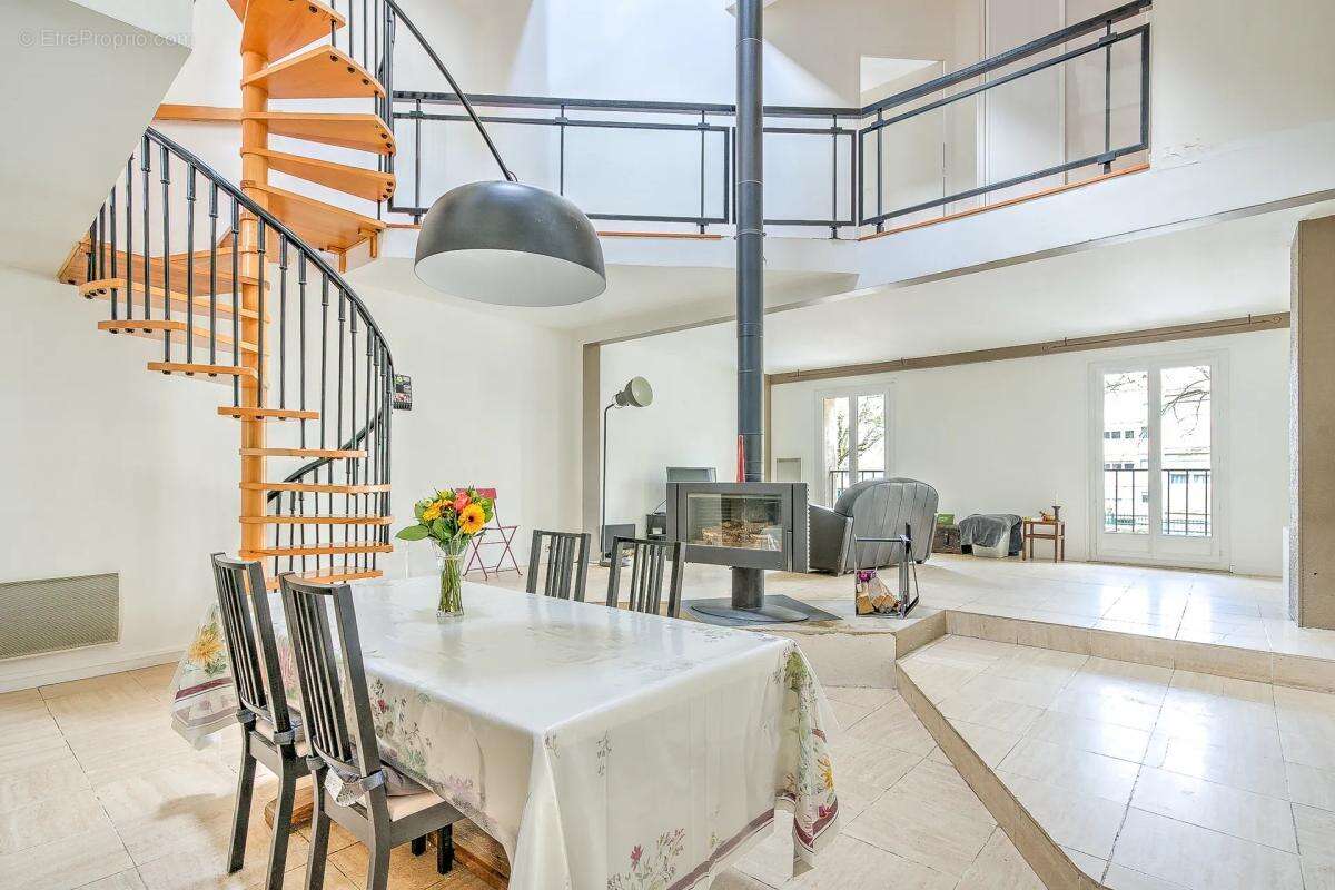 Maison à LE PLESSIS-ROBINSON