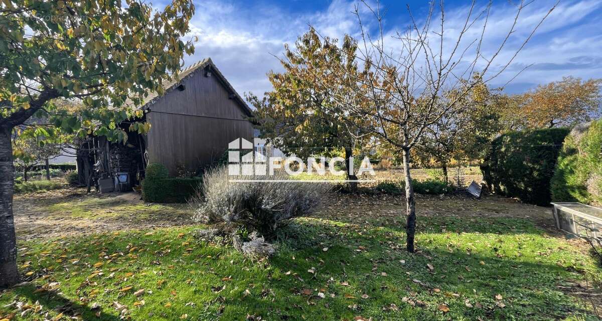 Maison à COURCELLES-LA-FORET