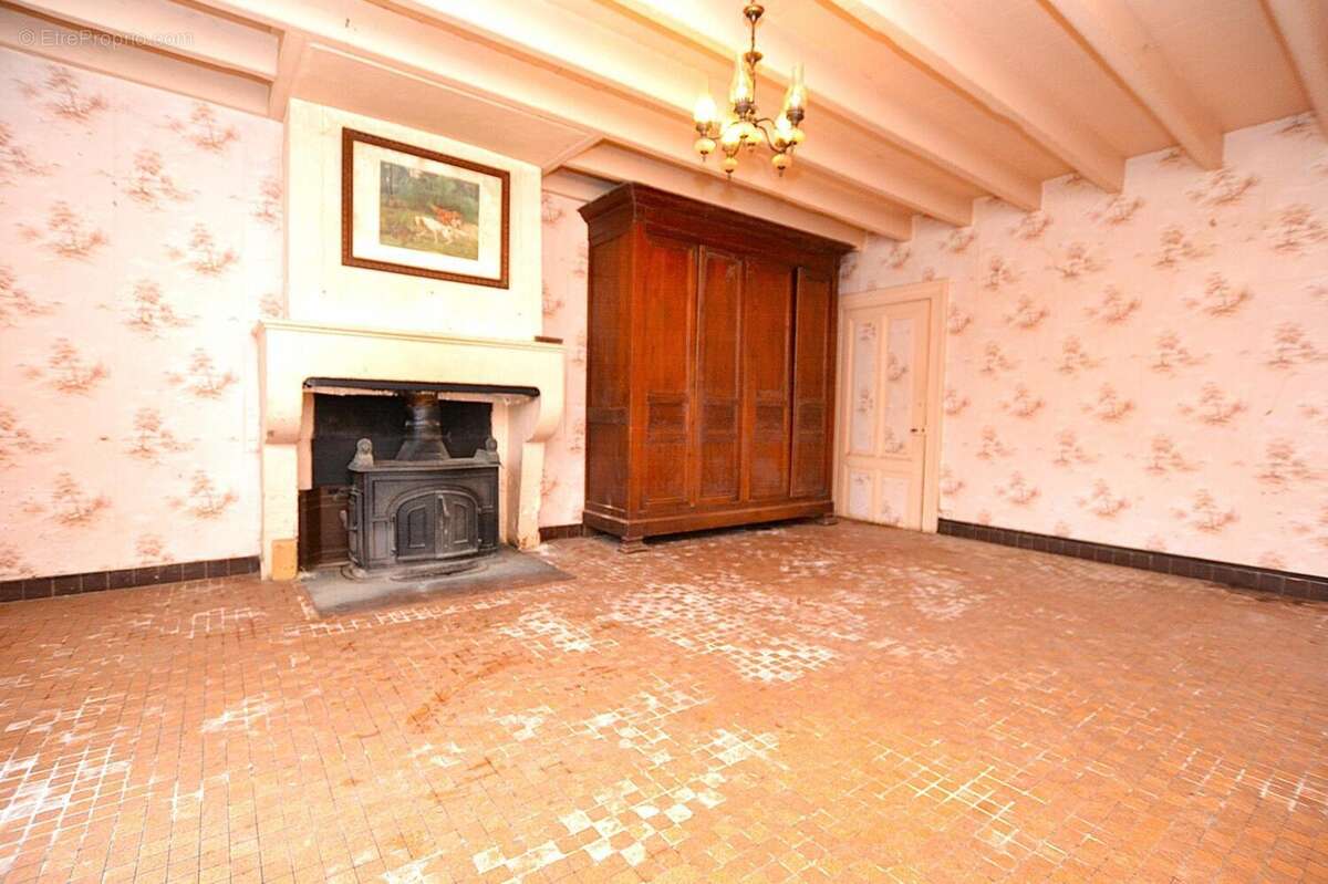 Maison 185 m² à Gensac  - photo 8