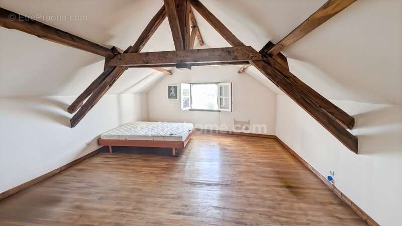 Maison à SAINT-MESMIN