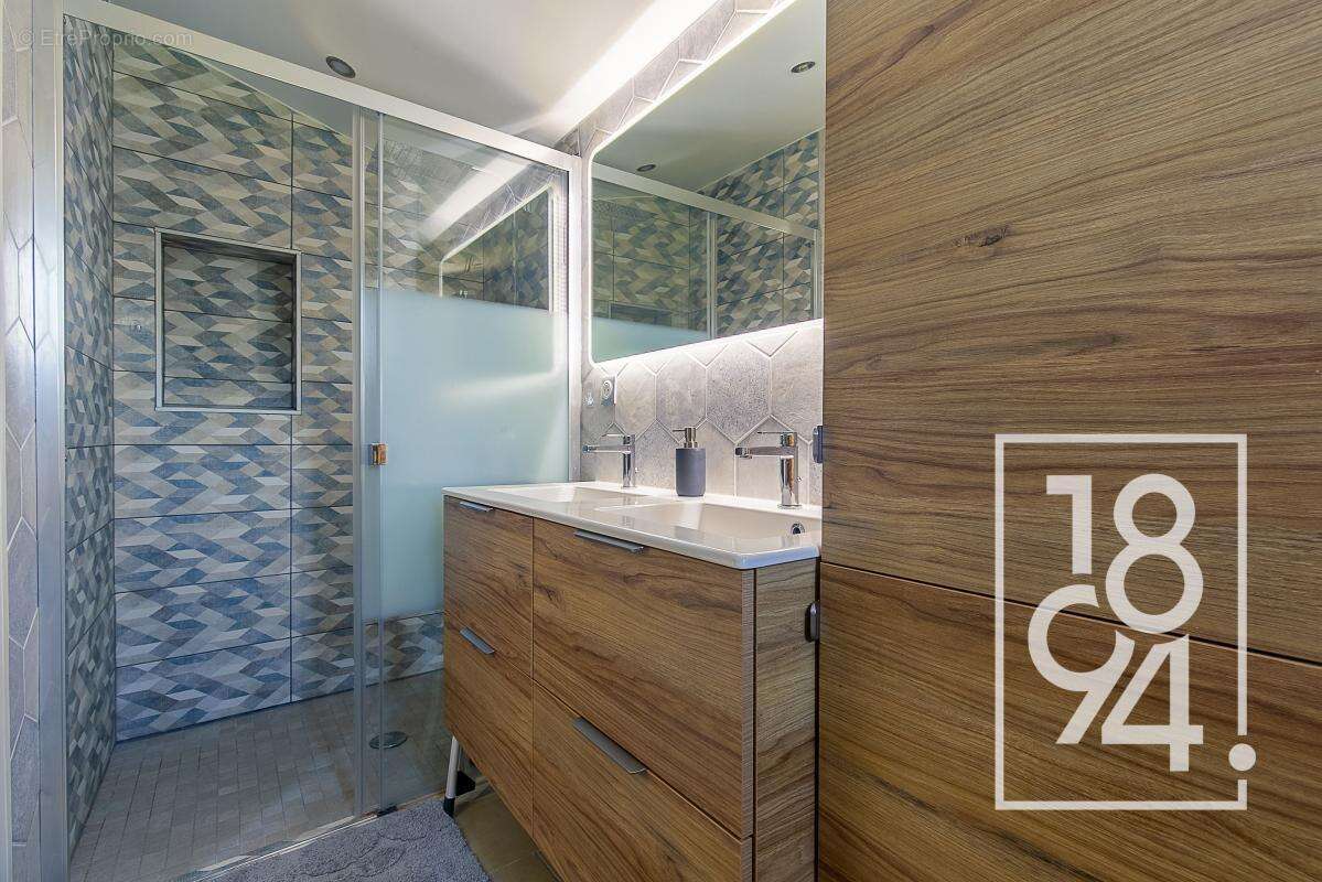 Maison à SAINT-MARTIN-DE-CRAU