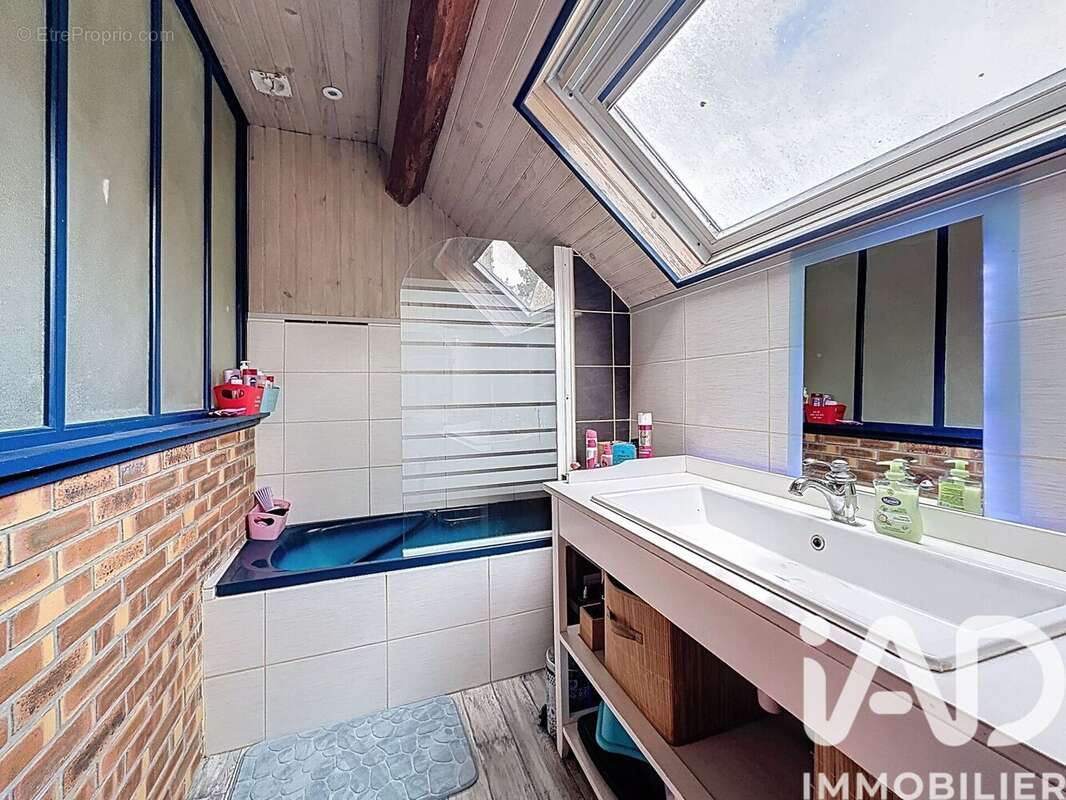 Photo 8 - Maison à QUINCY-VOISINS