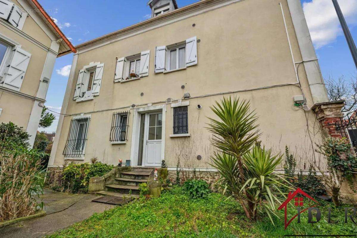 Appartement à NEUILLY-PLAISANCE