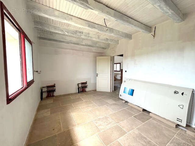 Maison 176 m2 avec dépendances - photo 11