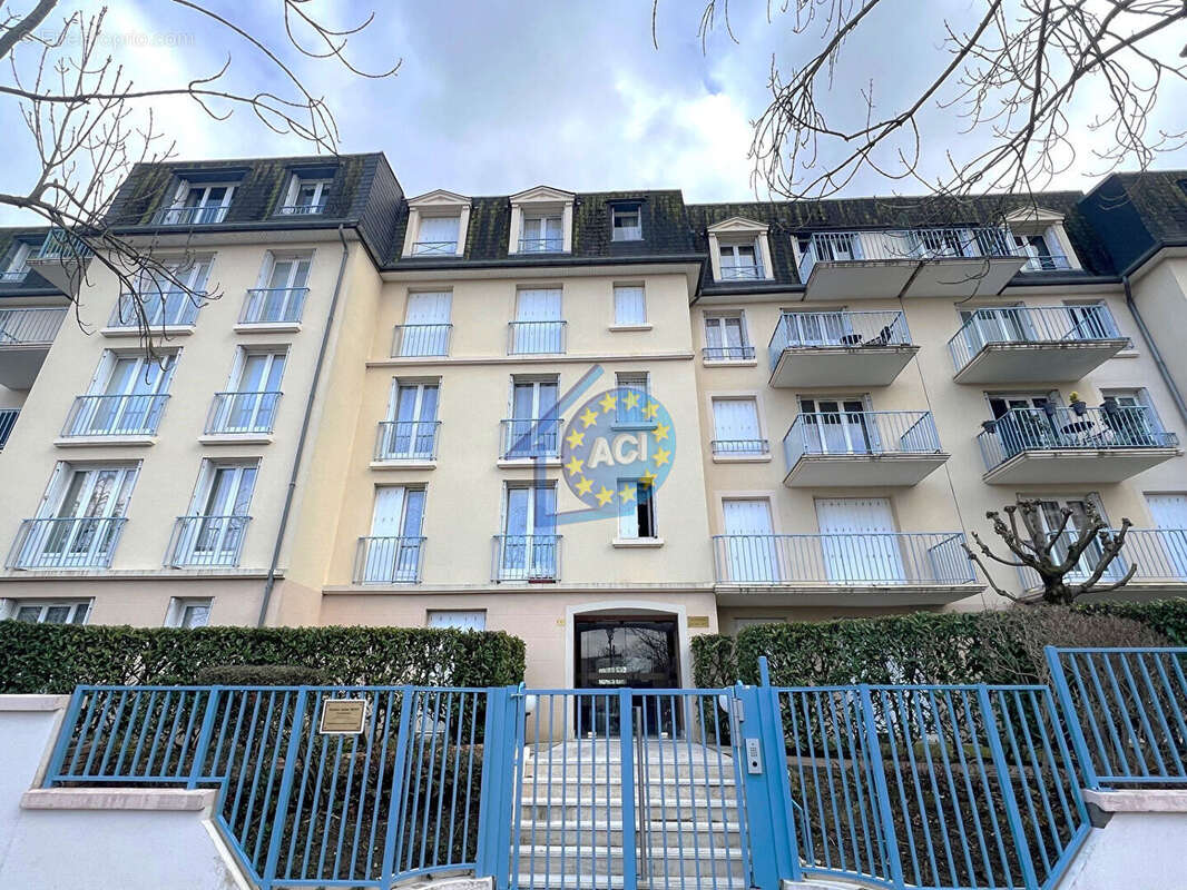 Appartement à MANTES-LA-JOLIE